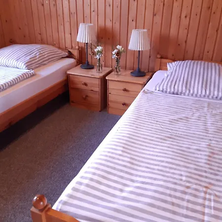 Landhof Kuetzin Schwalbe 2 Holiday home